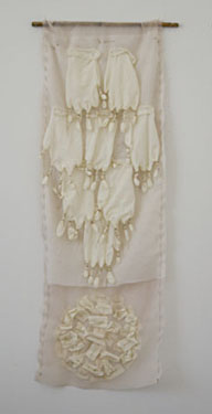 308-3563-Out-of-Reach-192x375 (25K)